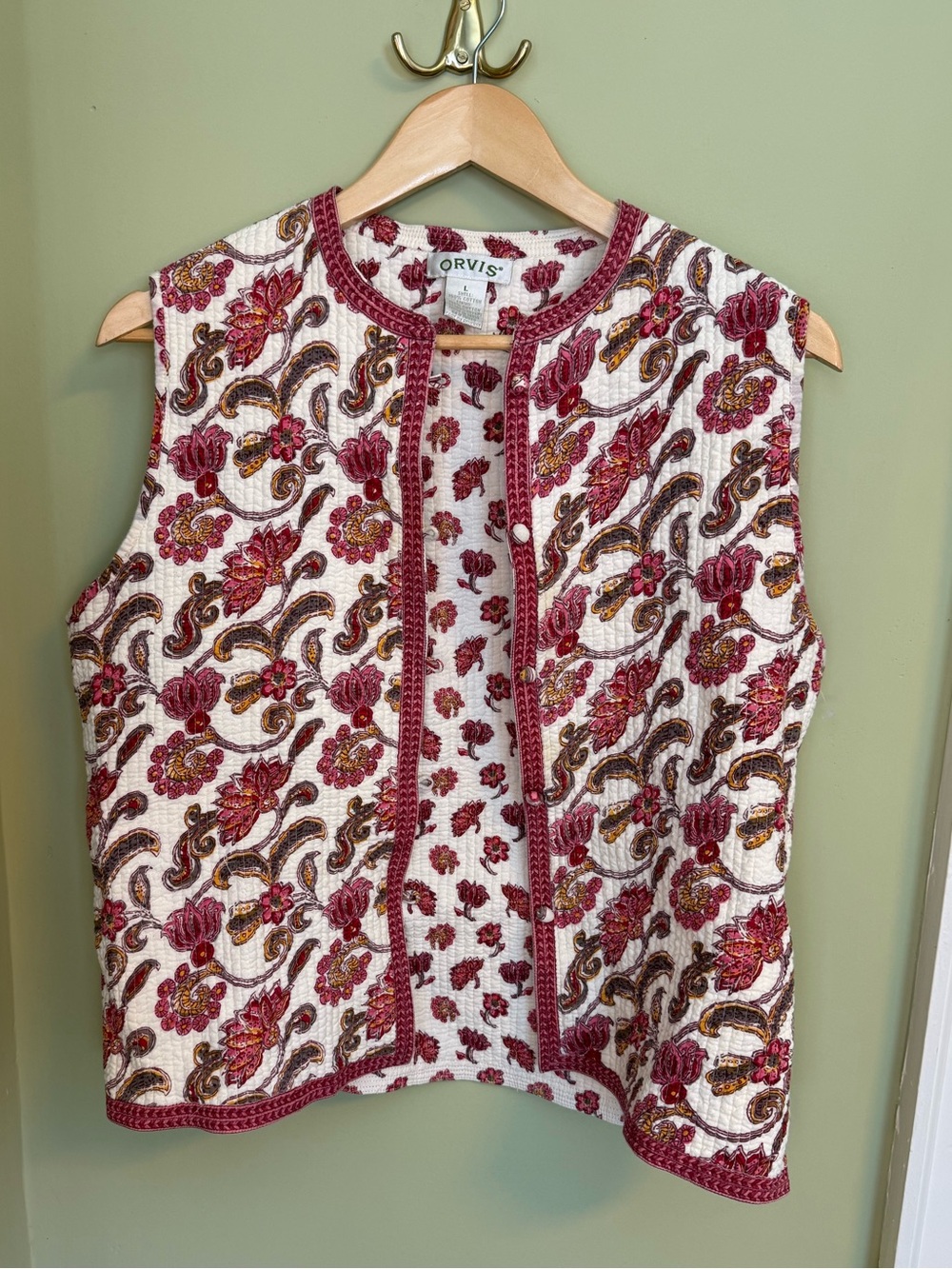 Orvis Floral Quilted Spring Sleeveless Vest - Pink & Cream